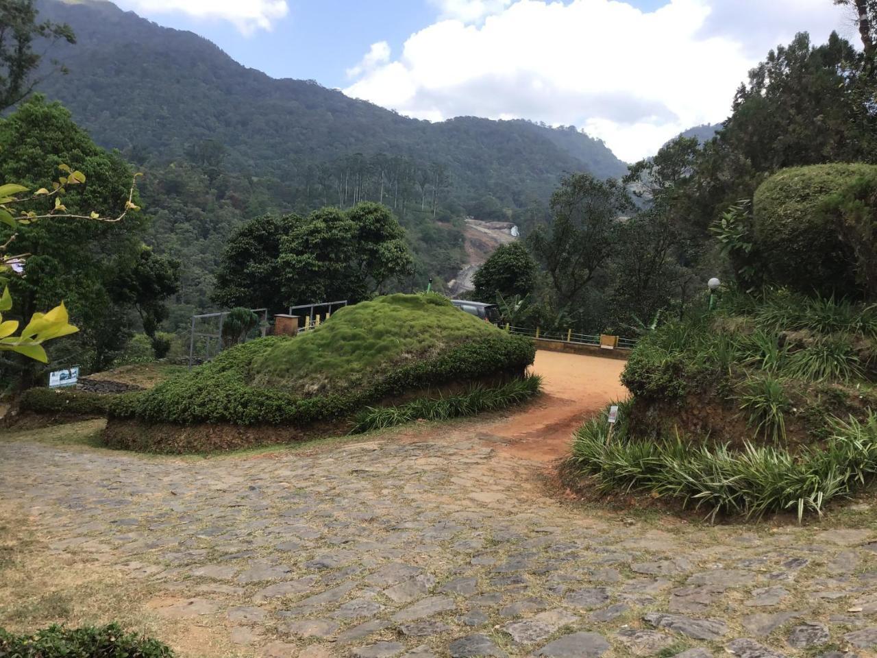 Wild Elephant Eco Friendly Resort Муннар Экстерьер фото