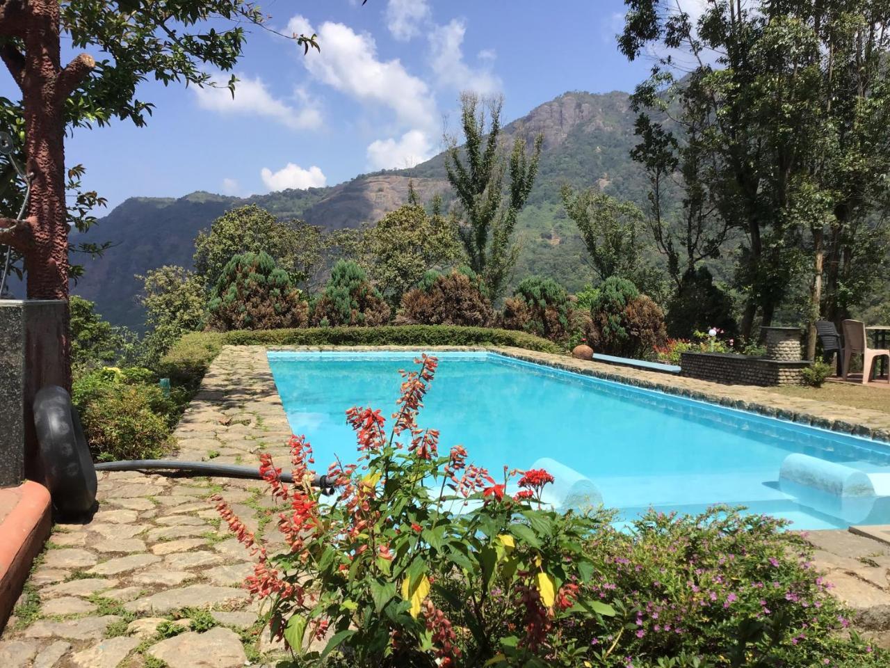 Wild Elephant Eco Friendly Resort Муннар Экстерьер фото