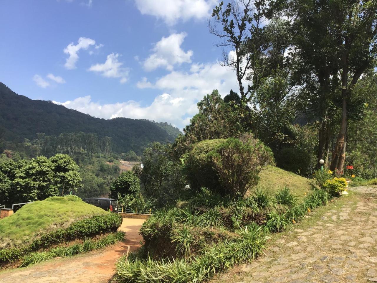 Wild Elephant Eco Friendly Resort Муннар Экстерьер фото